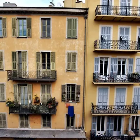 Apartment Aux Portes Du Vieux-nice - 2chambres / 4 Personnes - & A/c *