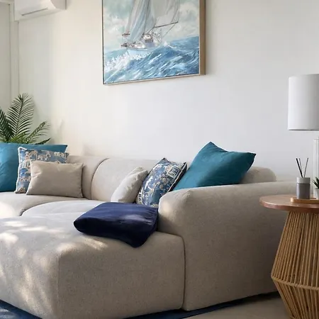 Luxury Beachfront 2br Promenade Des Apartment Nice
