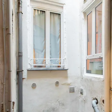 Apartment #33 Staywizus - Heart Of Old Town 5mins Walk To Nice