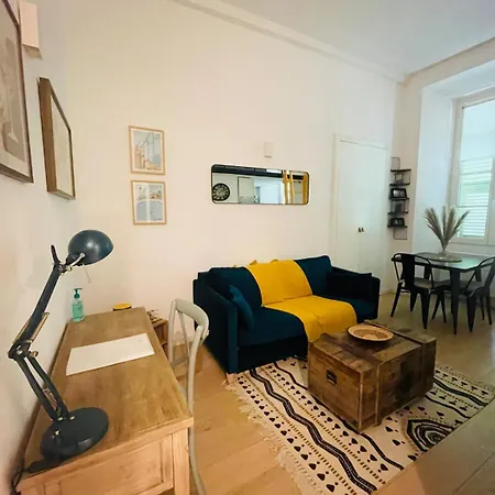 Bright Modern Studio, Port, Walk To Tram And Beach! Appartement *