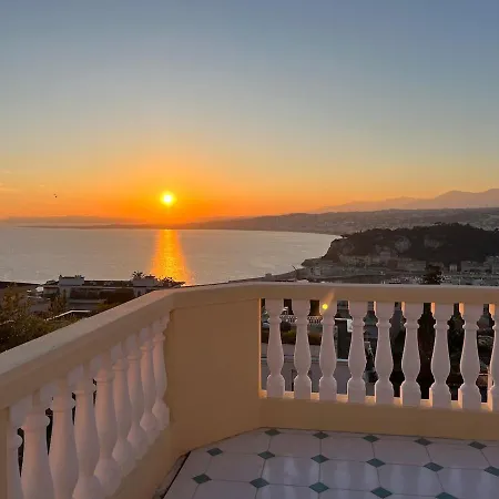 Appartement With Large Terrace & Sea View Over *