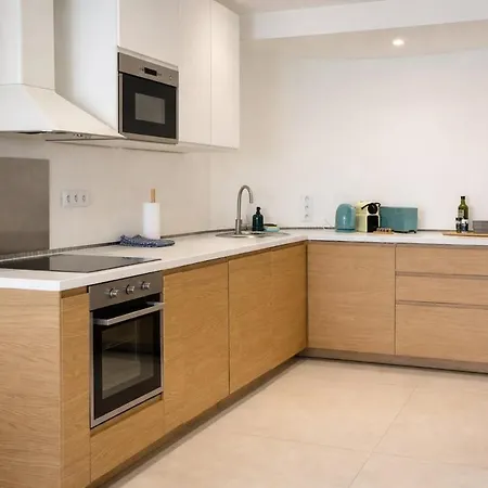 Luxury Beachfront 2br Promenade Des Nice