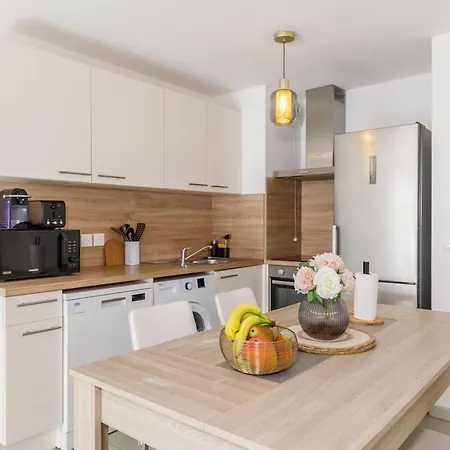 Appartement Lumineux T2 Avec Balcon, Netflix à