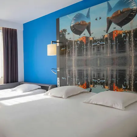 Mercure Centre Notre Dame Hotel