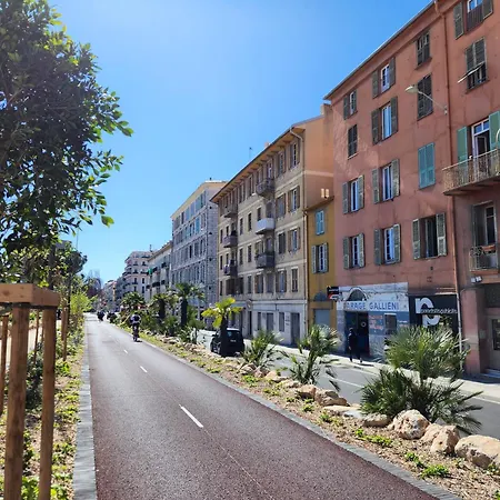 Apartment Coulee Verte, Parking, Central By Nicesitter
