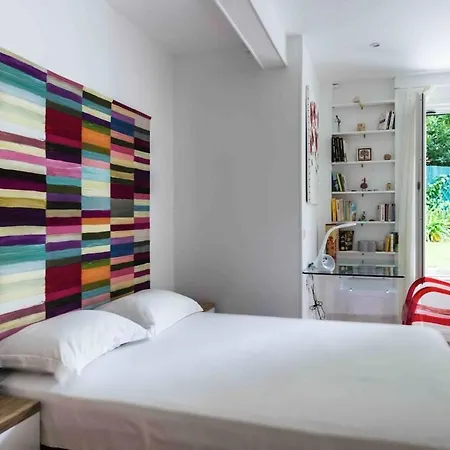 Welcome To Port - Ac, Garden, Port 2 Min Walk *