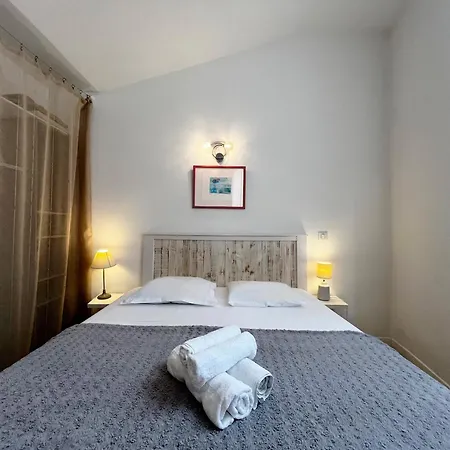 Appartement Riviera - Old Town - 100 M De La Promenade Des - Superbe Grand Ac - Loft Gilly 1