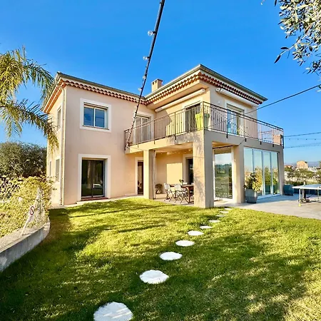 Syagrus - Easy Villa Nice