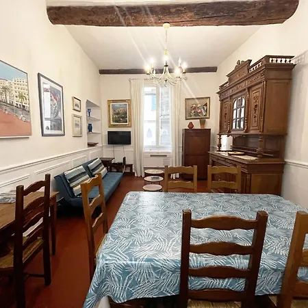 Apartment Riviera: Old Town Getaway, Steps From Nice
