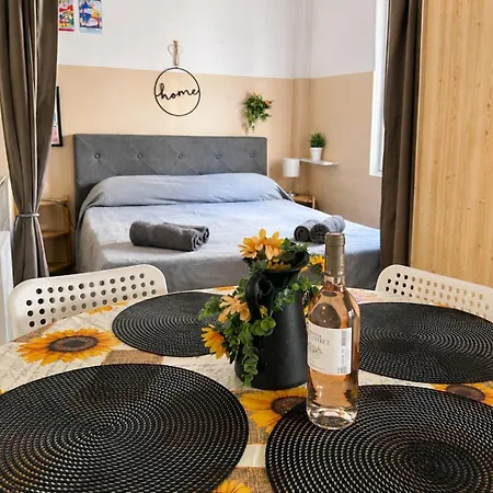 Appartement Lumineux Avec Balcon à Proximité De La *