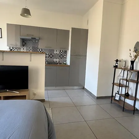 A Deux Pas De La * Nice