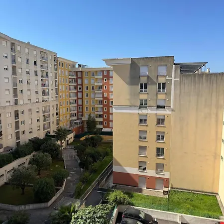 Apartment A Deux Pas De La Nice