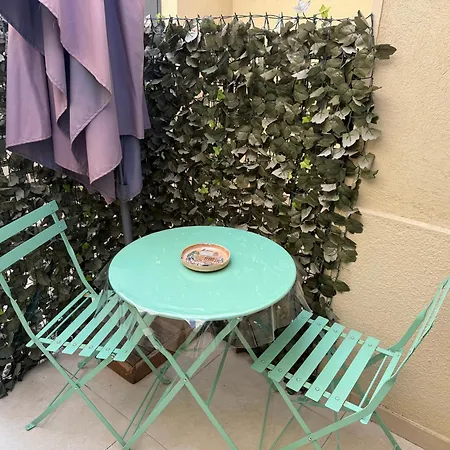 Coastal Gem - Private Parking & Air Conditioning * Nice