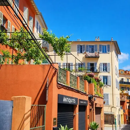 Rénové Climatisé Confort - Lit Queen Size - Emplacement Idéal Près Des Plages Appartement *