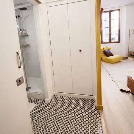 Rénové Climatisé Confort - Lit Queen Size - Emplacement Idéal Près Des Plages Appartement *