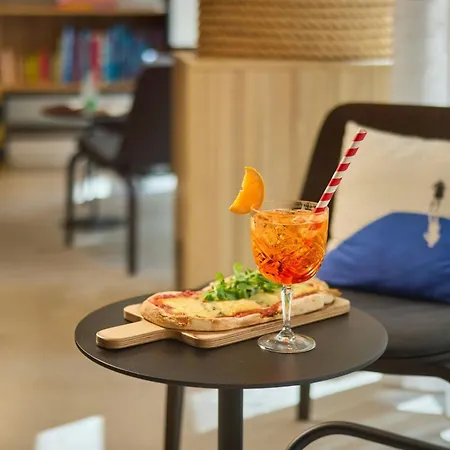 Hotel Moxy