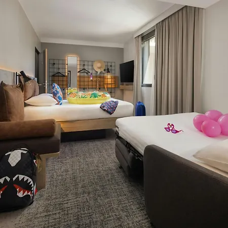 Moxy 3* Nice