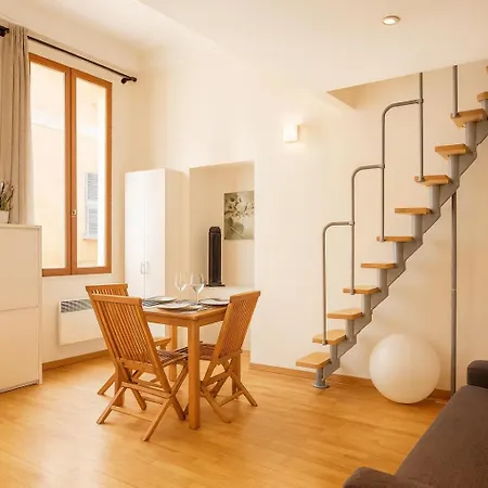 Duplex Place Rossetti *