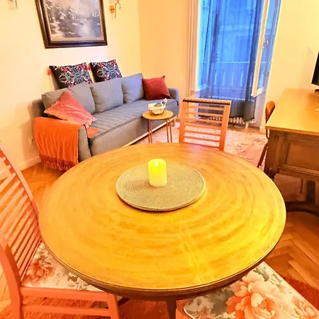 Gardenia Apartment