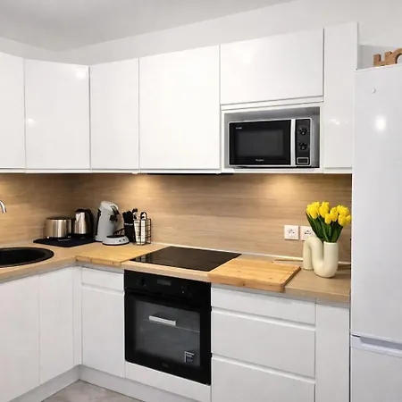 Center Nice, 10min Beach, Parking, Terrace, Direct Tram * Nice
