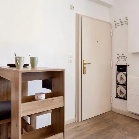 Appartement Au Coeur Du Vieux Nice, Plages&promenade Des 2min A Pied
