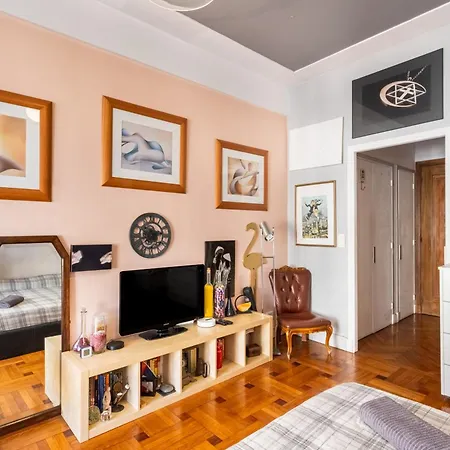 French Vintage Apartment *