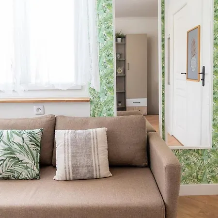 Chateauneuf Apartment
