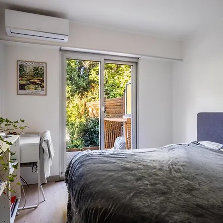 Apartment Spacieux En Rez De Jardin Nice