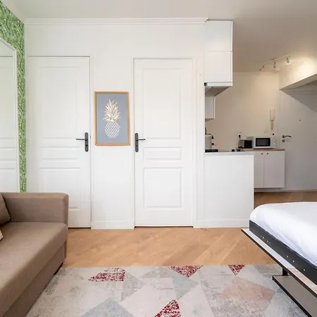Chateauneuf Apartment