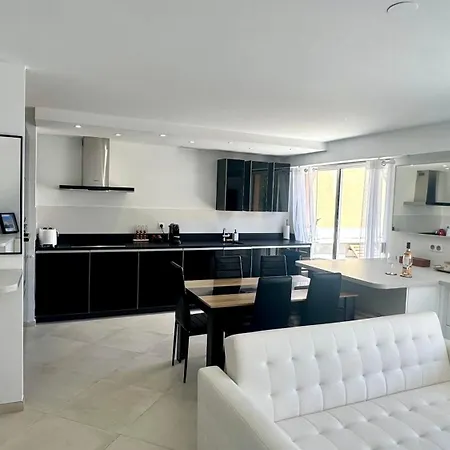 Appartement Luxe - 3 Pièces Avec Vue Mer, Piscine Et Tennis *