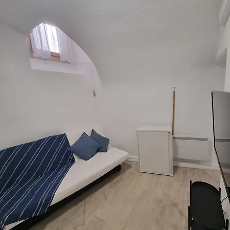 Petit Duplex, Vieux Nice, Proche A La Apartment Nice