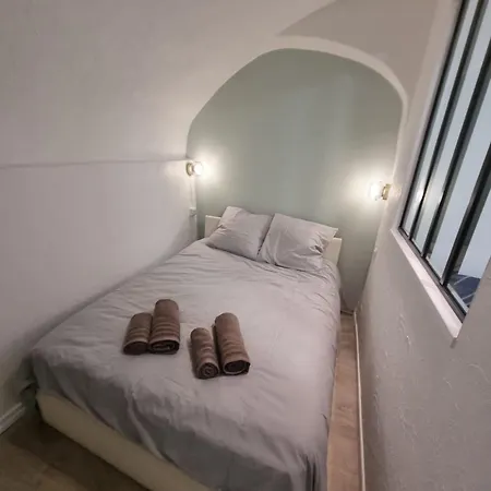 Petit Duplex, Vieux Nice, Proche A La Apartment