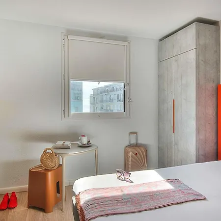 Ibis Budget Californie Lenval Hotel