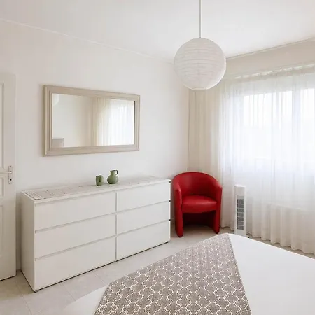 Vue Mer, A 5min A Pied, Acces Direct En Tramway Apartment *