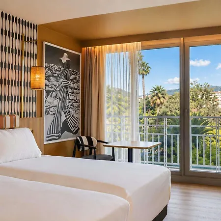 Hotel Mercure Promenade Des 4*