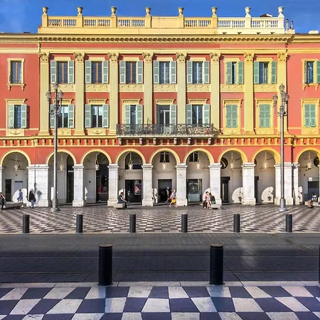 Hotel Mercure Promenade Des 4*