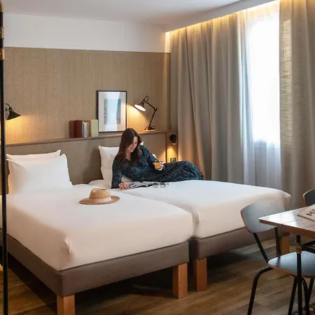 Novotel Airport 4* Nice