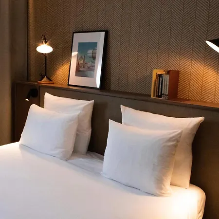 Novotel Airport