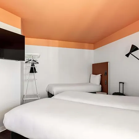 Hotel Ibis Aeroport Promenade Des