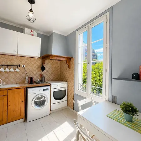 Apartment Charming 3 Bedrooms Seaside 2 Bedrooms Available Before 20 Nice
