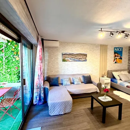 Apartment Center Side Free Paddle Beautiful Terrace *