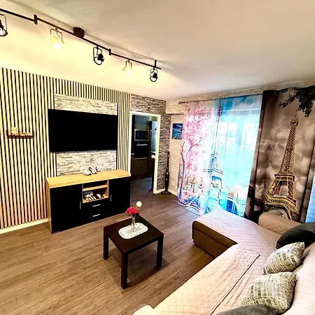 Apartment Center Side Free Paddle Beautiful Terrace