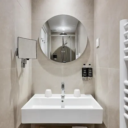 Hotel Excelsior Centre By Happyculture