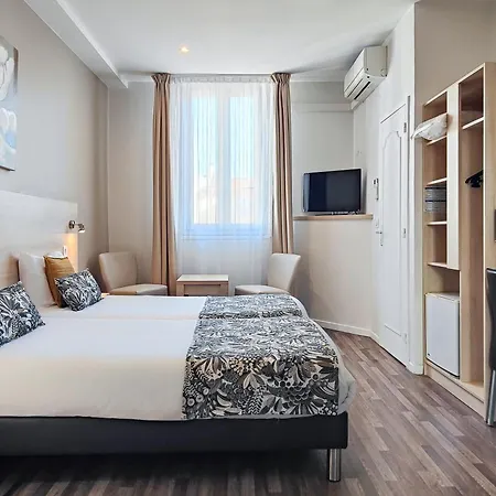 Helvétique Hotel 3*