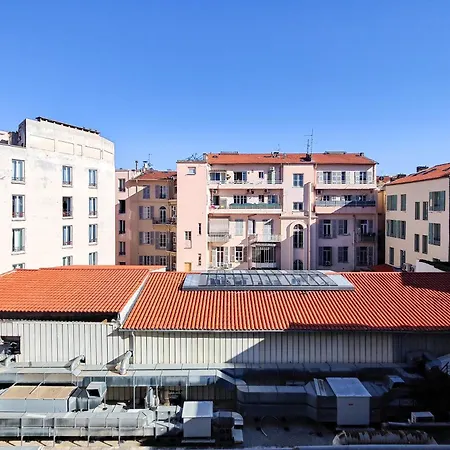 Helvétique Nice