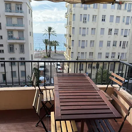Terrasse Vue A 50 M Parking Apartment *