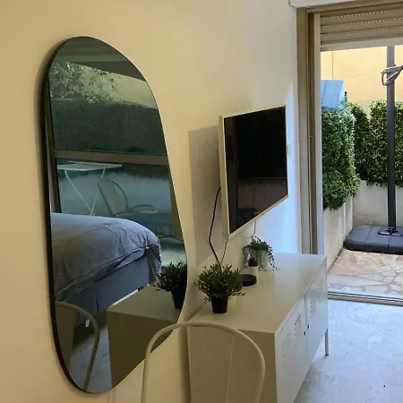 Zone Pietonne Studio With Private Terrace Heart Of Nice 2 Min Beach Apartment