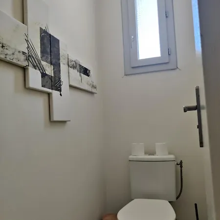 F2 Lumineux 8 Min A Pieds De La Apartment Nice