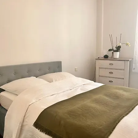 Apartment 2 Pieces Avec Balcon Nord Nice