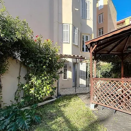 Apartment Cosy Avec Jardin Privatif - Carabacel, Nice
